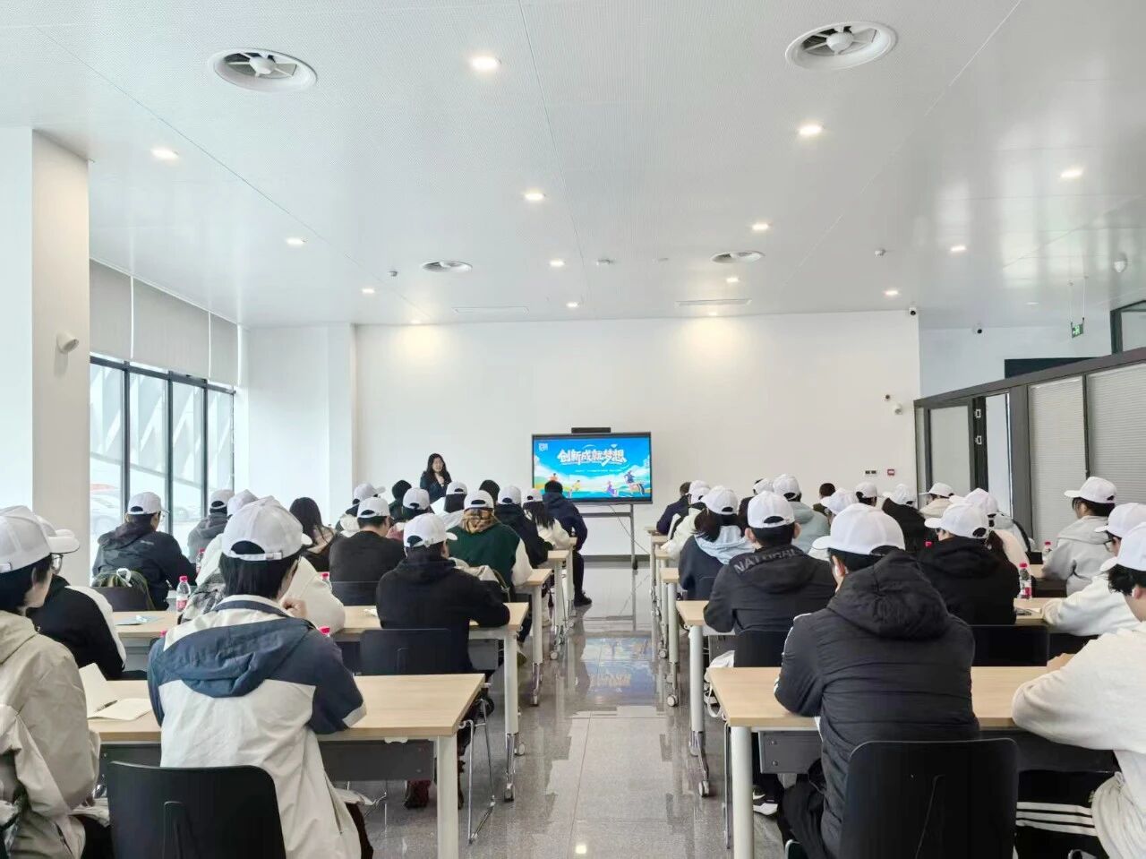 “湘江开放日”活动｜中南大学材料学院师生走进湘江新区标杆企业：博云东方